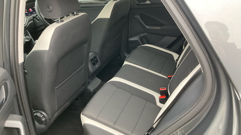 Volkswagen T-Roc 2.0 TDI SEL 5dr Diesel Hatchback